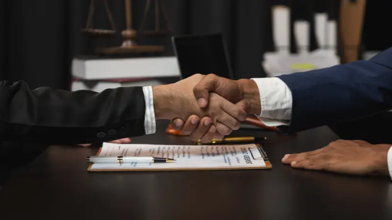Benefits of Working with a Local Attorney